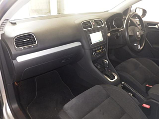 VOLKSWAGEN GOLF 2012