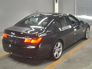 BMW 7 SERIES 2015