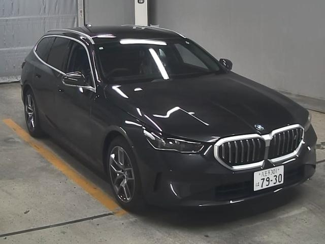 BMW i5 2024