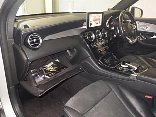 MERCEDES BENZ GLC CLASS 2016