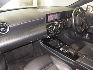 MERCEDES BENZ A CLASS 2018