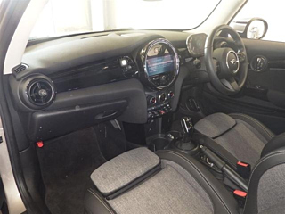 BMW MINI 2022