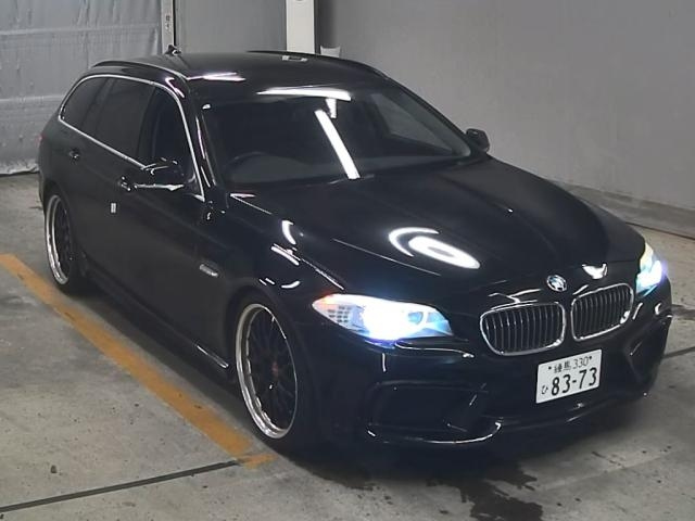 BMW 5 SERIES 2012