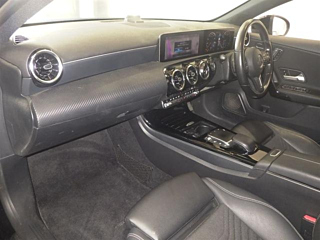 MERCEDES BENZ A CLASS 2020