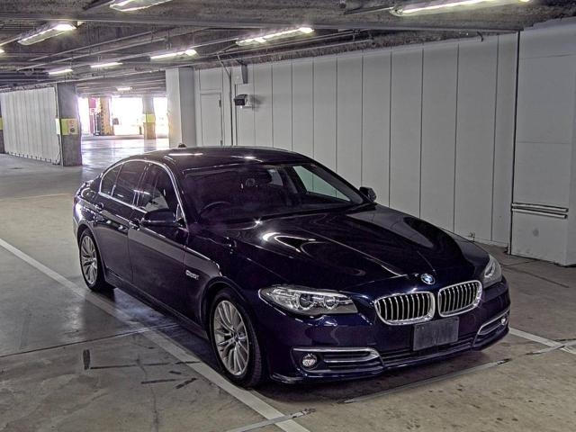 BMW 5 SERIES 2016