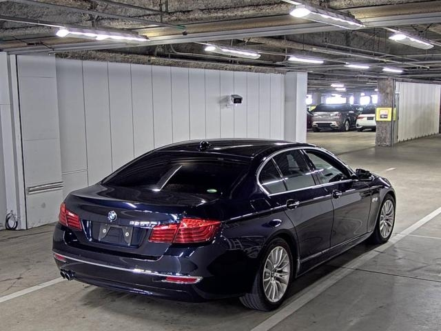 BMW 5 SERIES 2016