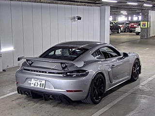 PORSCHE CAYMAN 2020