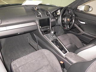 PORSCHE CAYMAN 2020