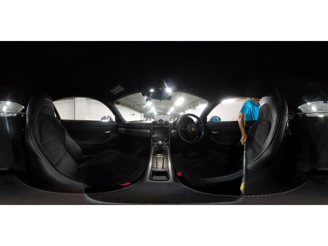 PORSCHE CAYMAN 2020