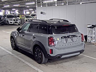 BMW MINI 2022