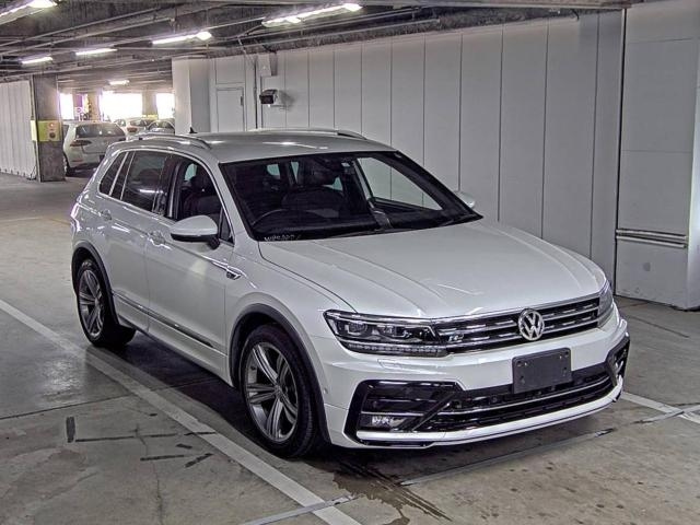 VOLKSWAGEN TIGUAN 2017