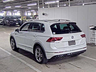 VOLKSWAGEN TIGUAN 2017