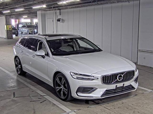 VOLVO V60 2020