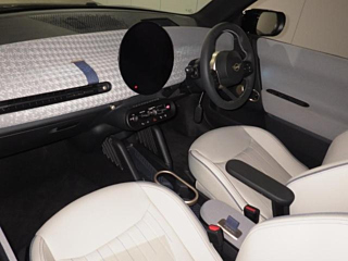 BMW MINI 2024