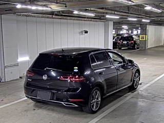 VOLKSWAGEN GOLF 2020