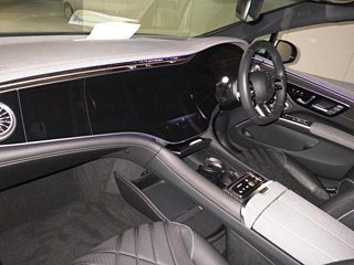 MERCEDES BENZ AMG 2024