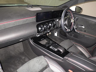 MERCEDES BENZ A CLASS 2021