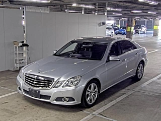MERCEDES BENZ E CLASS 2010