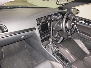 VOLKSWAGEN GOLF VARIANT 2015