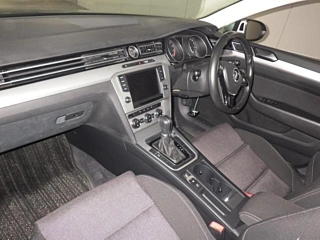 VOLKSWAGEN PASSAT 2015