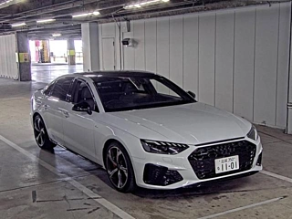 AUDI A4 2024