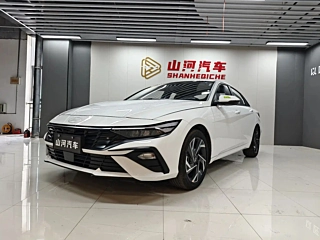 Заказать HYUNDAI ELANTRA