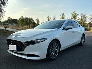 Заказать MAZDA 3 AXELA