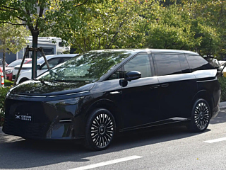 Заказать XPENG MOTORS X9