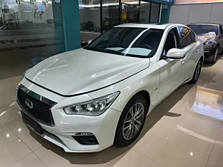 Заказать INFINITI Q50L