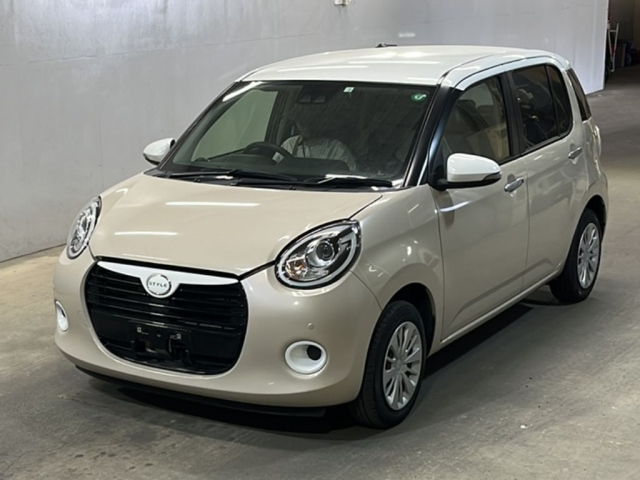 DAIHATSU BOON