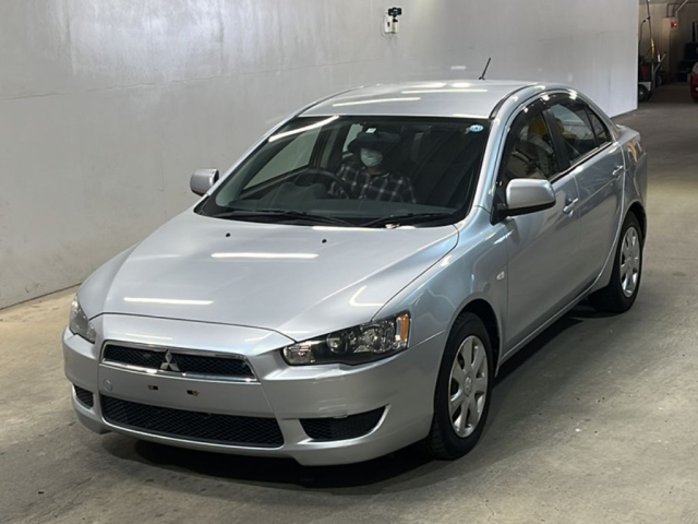 MITSUBISHI GALANT FORTIS