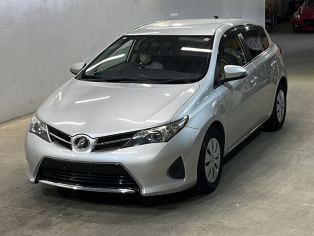 TOYOTA AURIS 2014