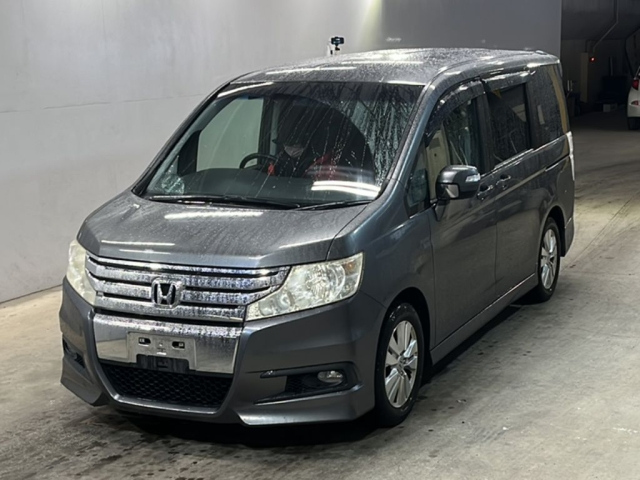 HONDA STEP WAGON 2010