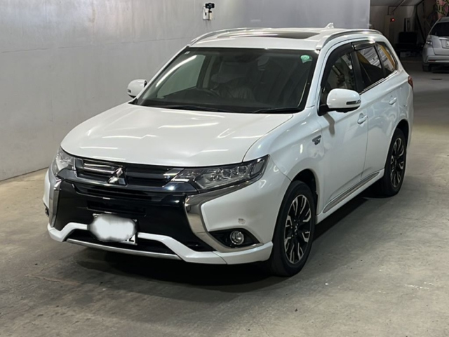 MITSUBISHI OUTLANDER PHEV 2015