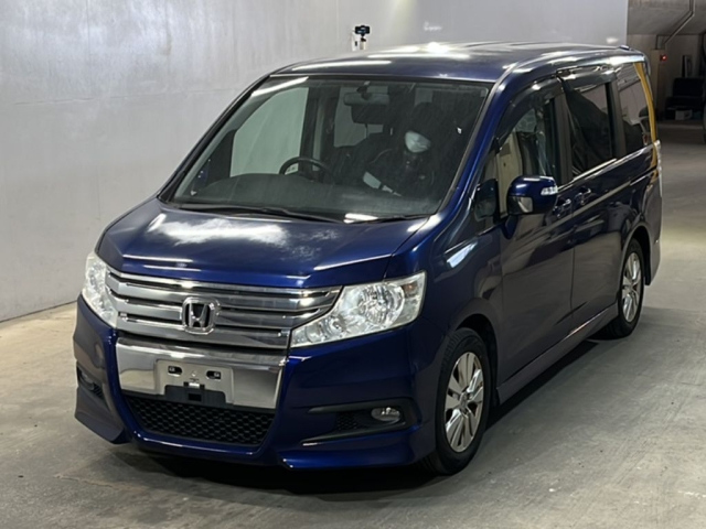 HONDA STEP WAGON 2010