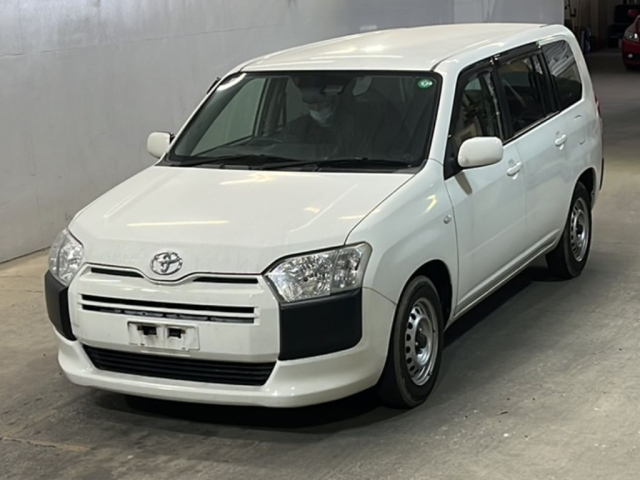 TOYOTA PROBOX 2017