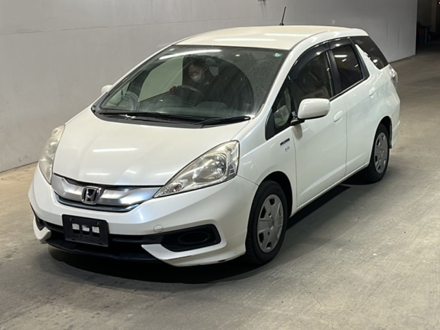 HONDA FIT SHUTTLE 2014