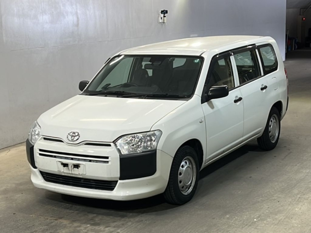 TOYOTA PROBOX 2018