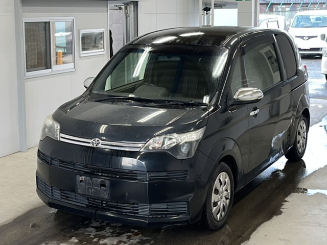 TOYOTA SPADE 2015
