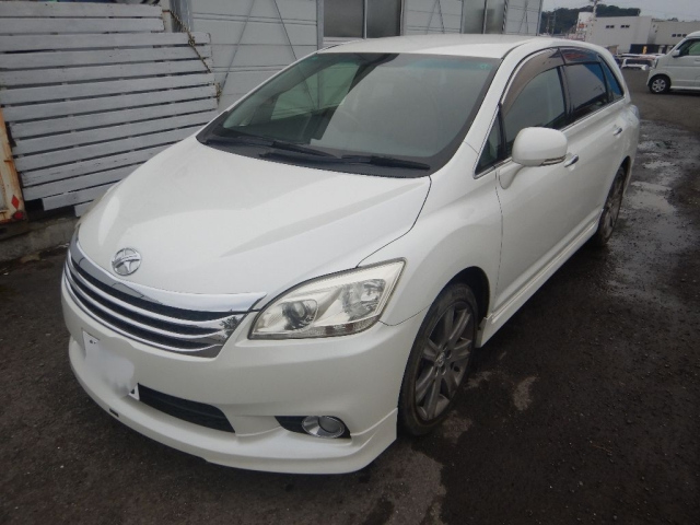 TOYOTA MARK X ZIO