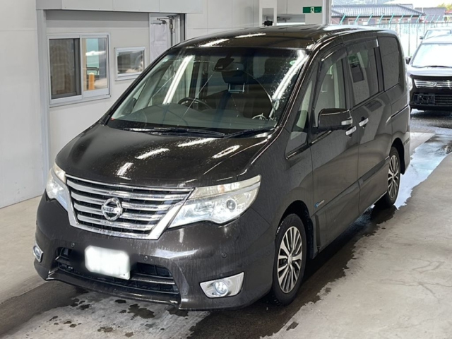 NISSAN SERENA 2015