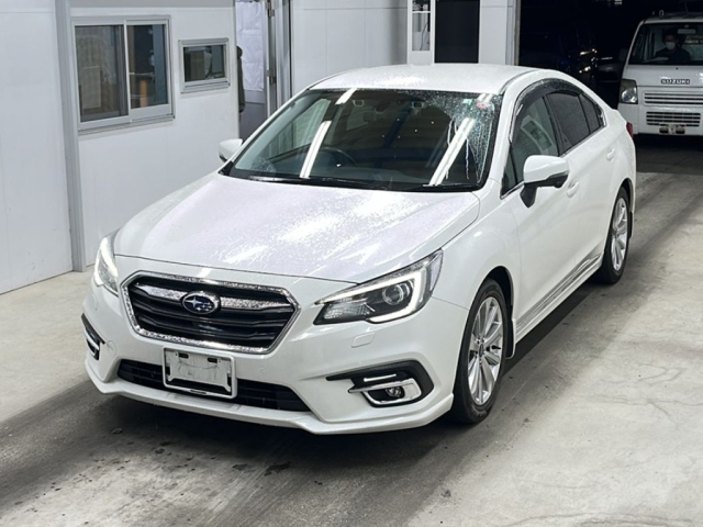 SUBARU LEGACY B4