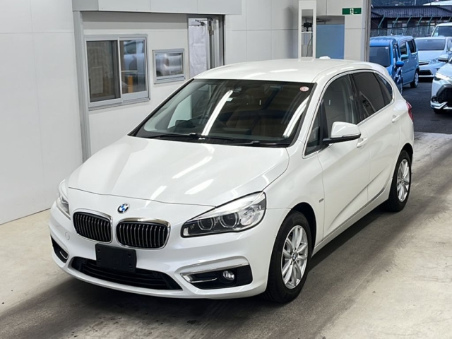 BMW 2 SERIES