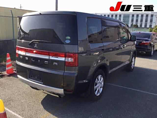 MITSUBISHI DELICA D5 2016