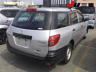 MAZDA FAMILIA VAN 2010