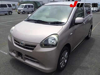 DAIHATSU MIRA E S 2013