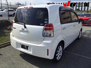 TOYOTA SPADE 2015