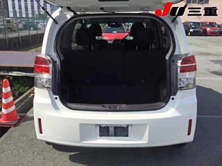 TOYOTA SPADE 2015