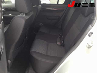 SUZUKI SWIFT 2010