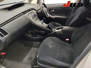 TOYOTA PRIUS 2013
